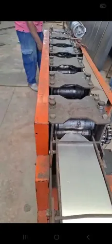 Perfiladeira porta automática