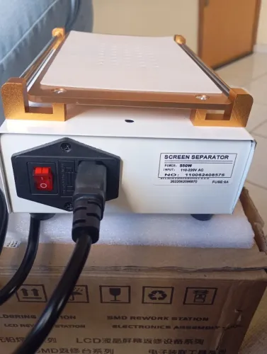 Máquina Separadora de LCD e Touch Aida 899 com Sucção a Vácuo - Bivolt