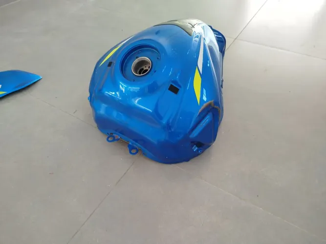 Peças usadas gsxs750 Suzuki