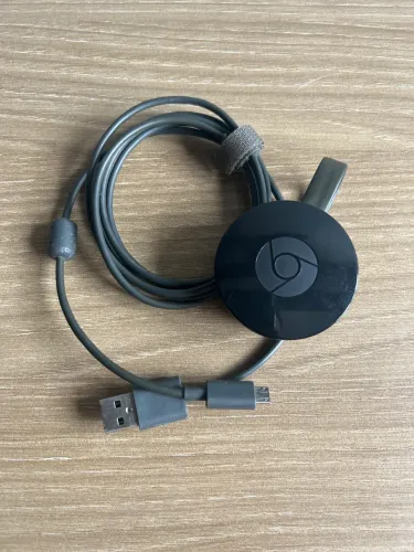 Chromecast 3ª Geração Original Google - Full HD - Wi-Fi Dual Band