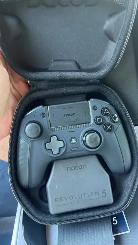 Ps5 + nacon+ headset jbl