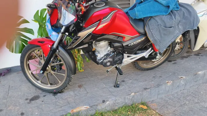 Moto zero zero tirado na moto nova Honda