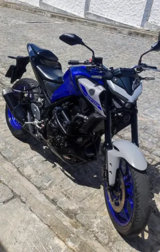 MT 03 Azul