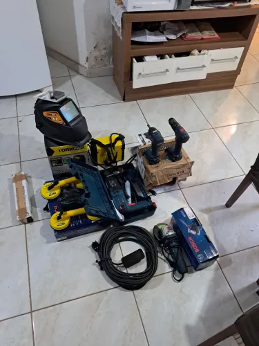 Vendo geladeira máquina de lavar e TV