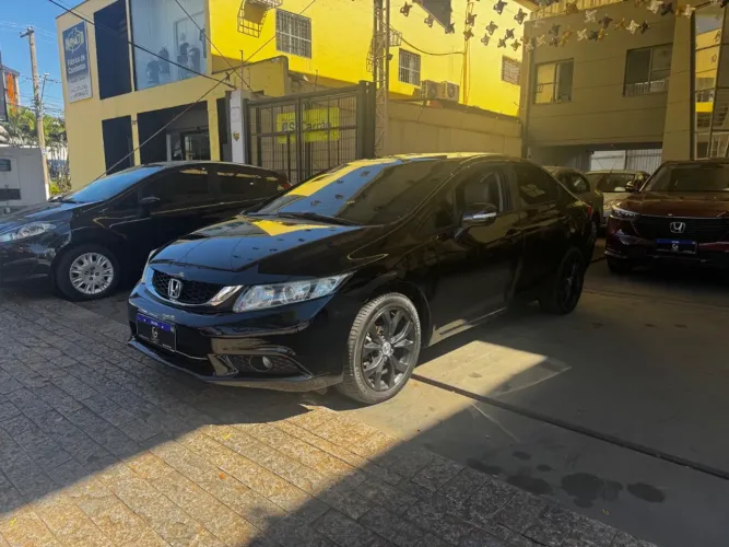 Honda Civic Sedan LXR 2.0 Flexone 16V Aut. 4P 2016