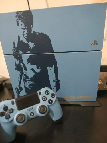 Playstation 4 Edição Uncharted (Destrav)