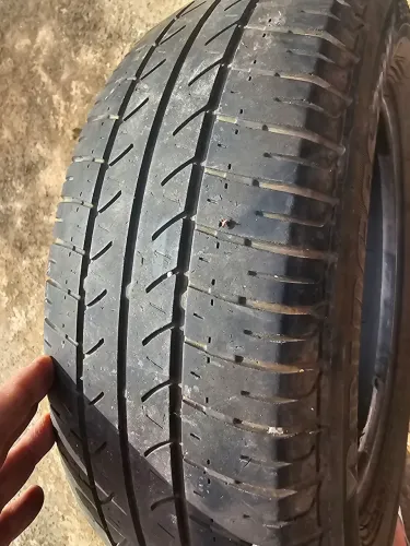 Pneu 175 65 15 bridgestone