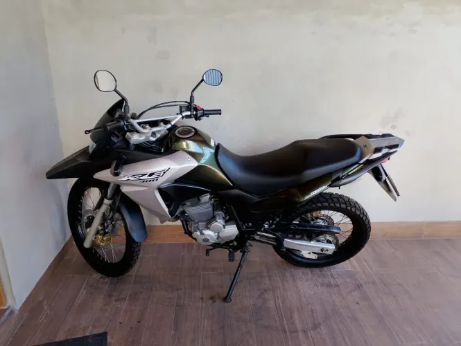 Vende - se