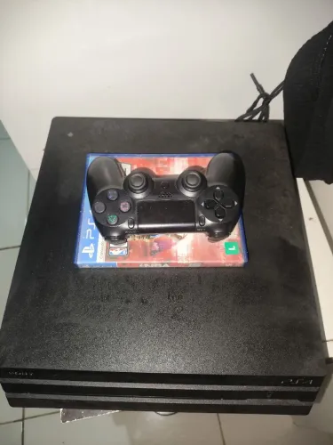 Vendo ps4 pro usado