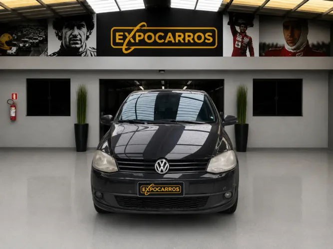 Volkswagen Fox 1.6 MI I Motion Total Flex 8V 5P 2013