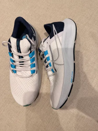 Vendo Nike Air Zoom Pegasus 38 