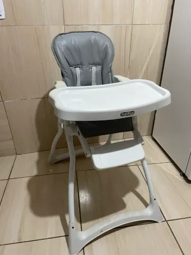 cadeira de alimentação de bebê