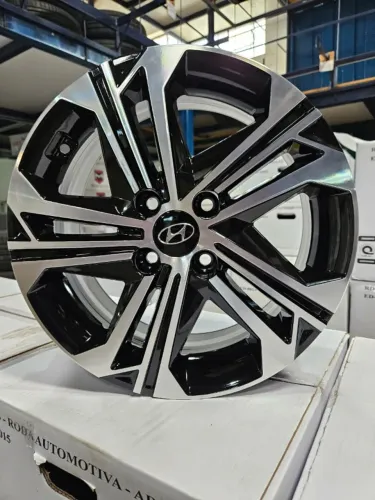Rodas HB20 aro 15 4x100 + 185/65R15 Longway Remold - R$ 2.690,00