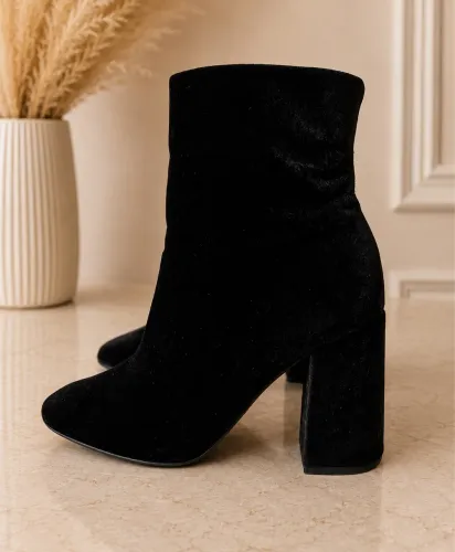 bota arezzo veludo preta 36