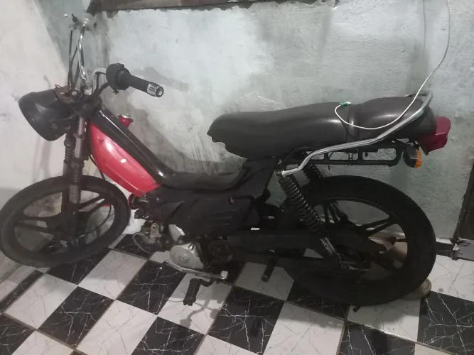 Motinha pra sair do buzao ou pra entrega faço rolo em biz ou pop de leilão e dou uma volta