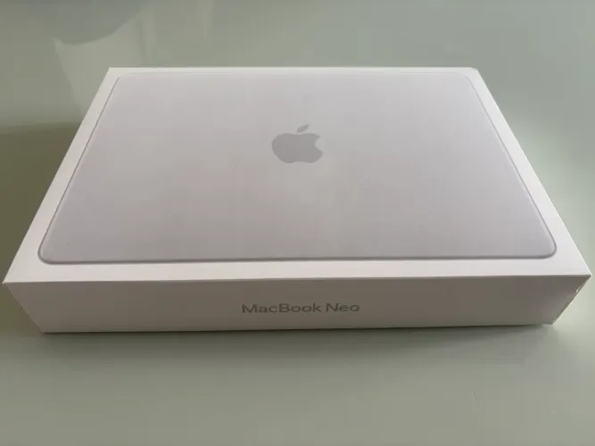 MacBook Neo 8GB/256GB