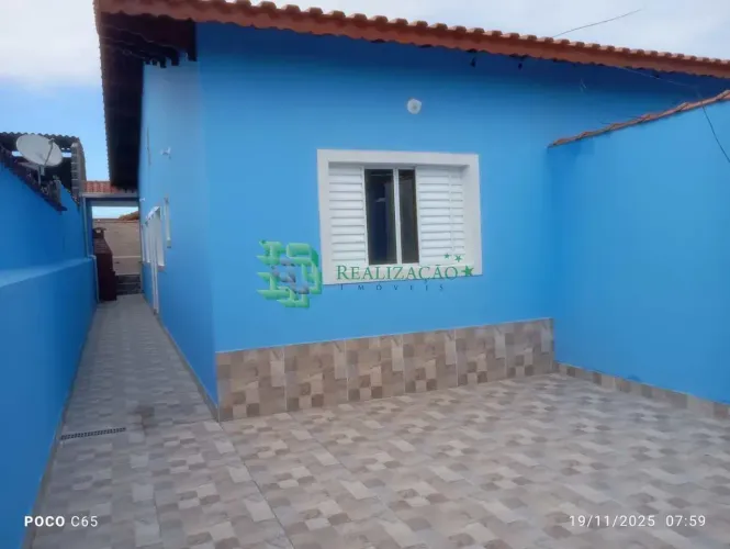 casa com piscina em Mongaguá