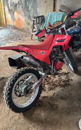 Vendo CRF 2014 pronto para trilha