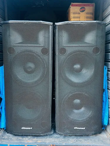 Vendo duas caixas ativas Oneal 5050 