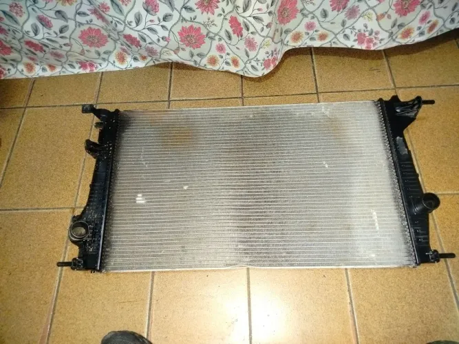 Radiador de arrefecimento fluence 2013
