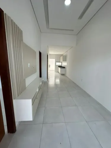 Flores / Beija Flor / px do Cj Maracanã / Residencial Fechado com 2 Quartos
