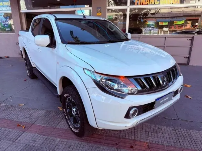 Mitsubishi L200 Triton Sport GLS 2.4 CD Diesel Aut. 2022