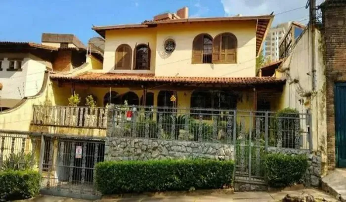Casa à venda, 5 quartos, 2 suítes, 4 vagas, Luxemburgo - Belo Horizonte/MG