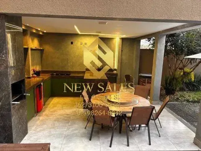 Sobrado em condomínio c/ piscina - Próx ao Shopping Passeio das Aguás