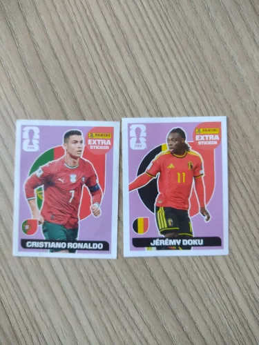 Figurinha legend bordô cristiano Ronaldo e Doku