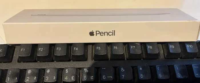 caneta Apple Pencil para IPad 2nd generation Model A2051 na caixa (sem uso)