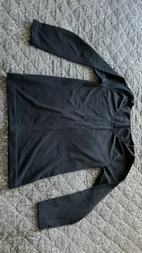 Blusa térmica na cor preta