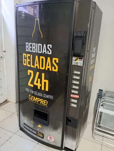 Máquina de auto atendimento 