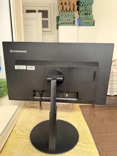 Monitor Lenovo Danificado