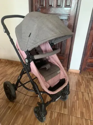 Carrinho de bebê Moises 