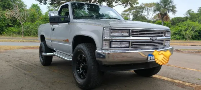 Chevrolet Silverado DLX 4.2 Conquest HD Diesel 2000