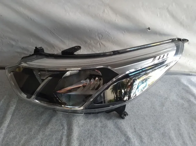 Farol LE GM Cobalt 2016/2019 original fumê