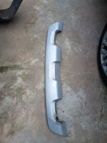 Moldura parachoque traseiro Sandero 2008 a 2012