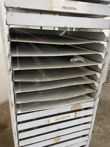 Estante de pão 