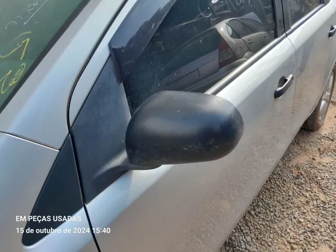 Retrovisor esquerdo Nissan livina 