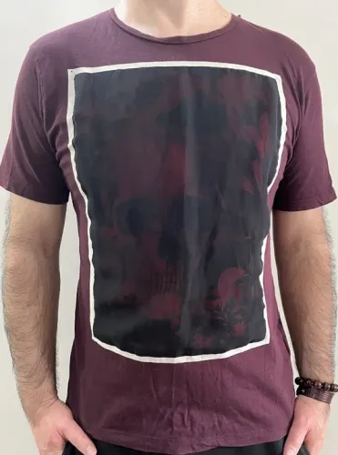 Camiseta Zara 3D Caveira original