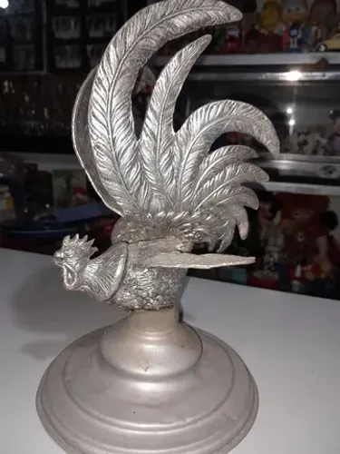 Galo de bronze 
