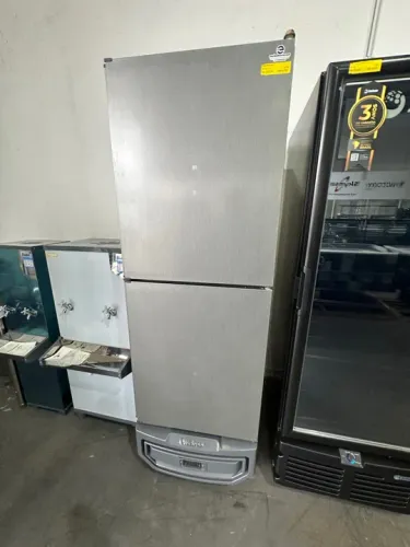 Congelador de canecas Gelopar 