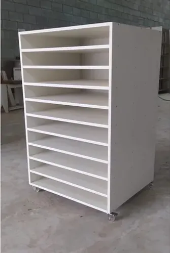 PORTA CARTOLINA COM RODINHAS MDF