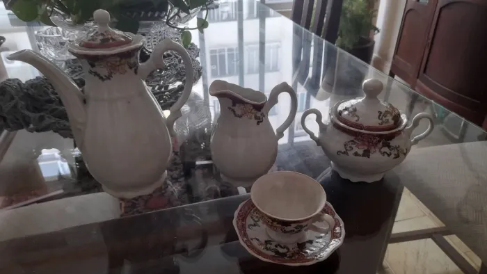 Jogo de Café em porcelana Polovi Germer