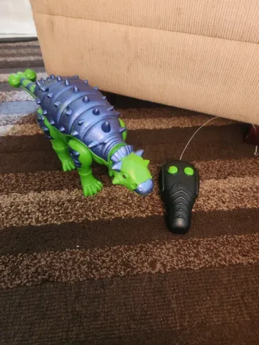 Dinossauro eletrônico 