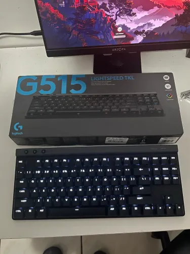 Teclado Gamer Logitech G515 Lightspeed