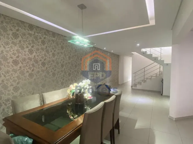 Casa Sobrado em Vila Campos Sales - Jundiaí, SP