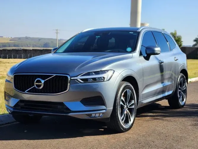 Volvo XC-60 XC 60 D-5 Momentum 2.0 AWD Diesel 5P 2019