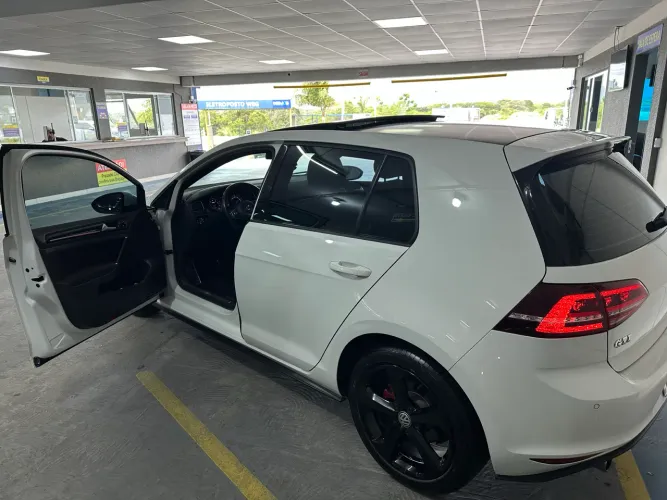 Volkswagen Golf GTI 2.0 TSI 220cv Aut. 2015
