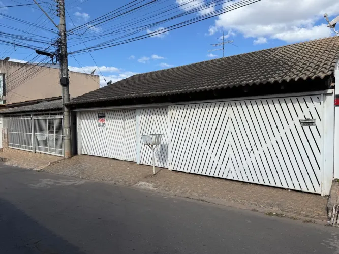 CASA TOP NA LAJE 3 QUARTOS SENDO 1 SUÍTE COM GARAGEM PARA 3 CARROS